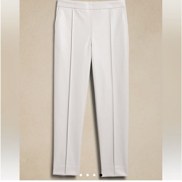 Banana Republic VEGAN LEATHER
TAPERED PANT - Picture 4 of 6